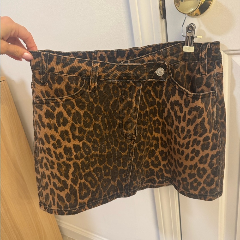 Windsor Leopard-Print Mini Skirt in Brown and Black
